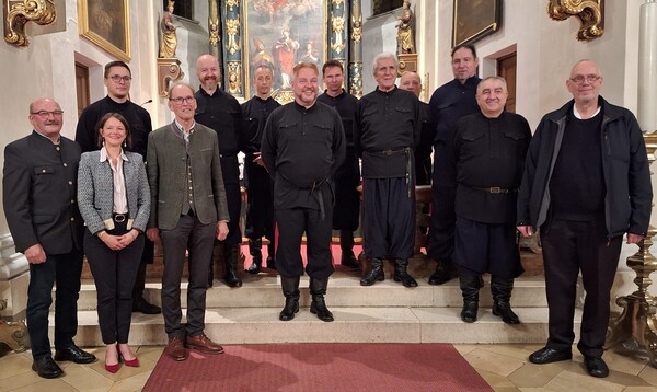 Ignaz Gaiswinkler | Gräfin Alix  | Franz Lumesberger | Pater Barzen  | mit Chor